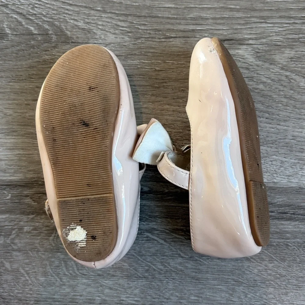 Felix & Flora cream bow flats
